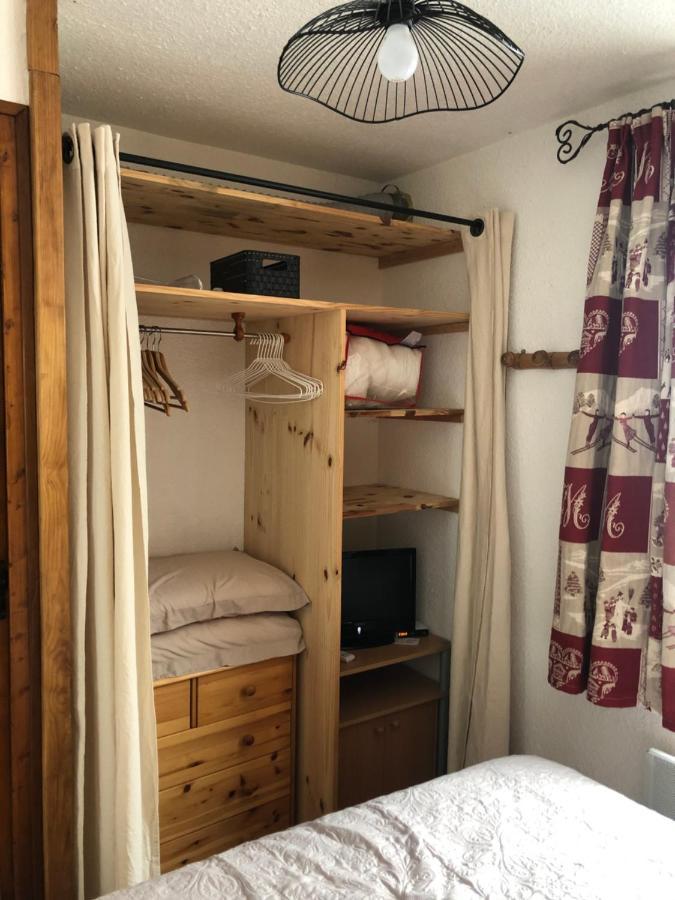 Appartement Rez De Jardin Montee De L'Alpe D'Huez La Garde  Exterior foto