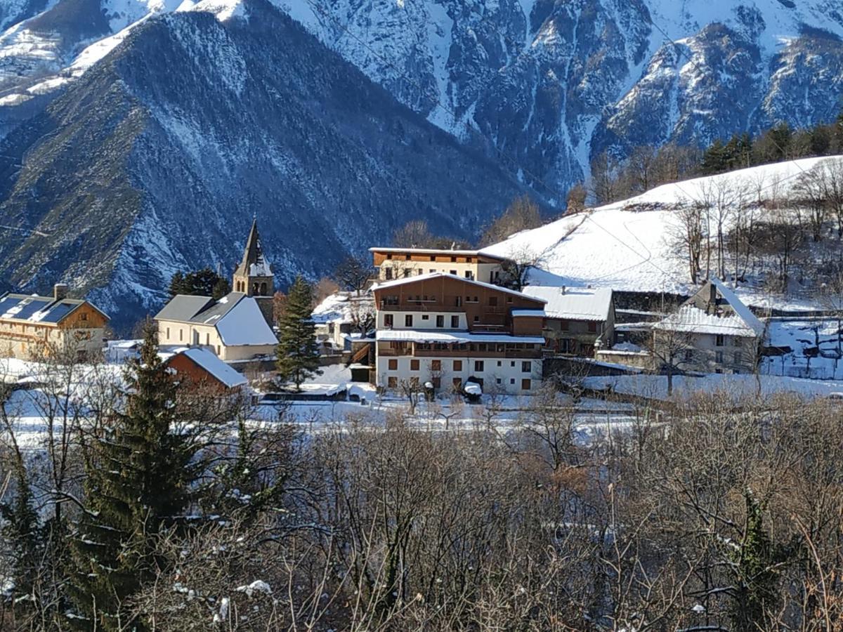 Appartement Rez De Jardin Montee De L'Alpe D'Huez La Garde  Exterior foto