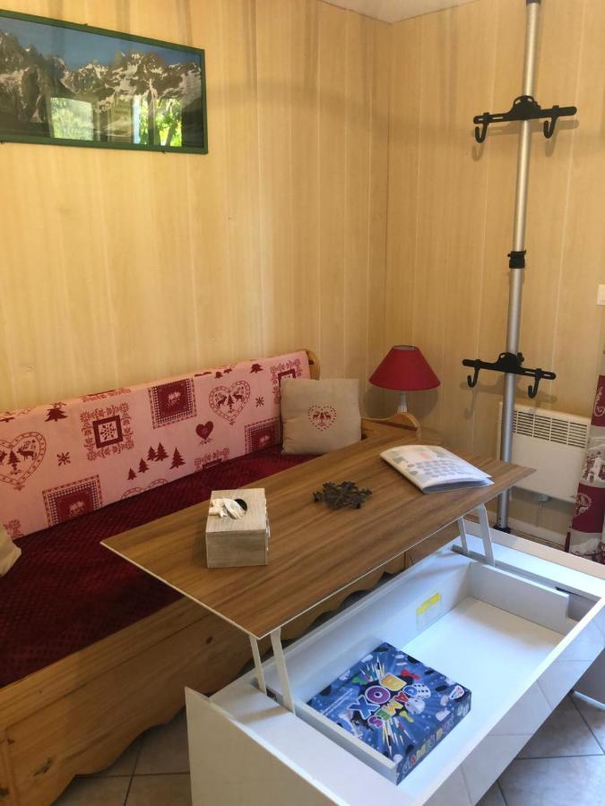Appartement Rez De Jardin Montee De L'Alpe D'Huez La Garde  Exterior foto