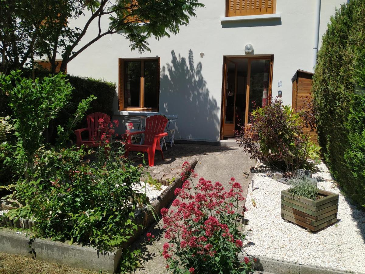Appartement Rez De Jardin Montee De L'Alpe D'Huez La Garde  Exterior foto